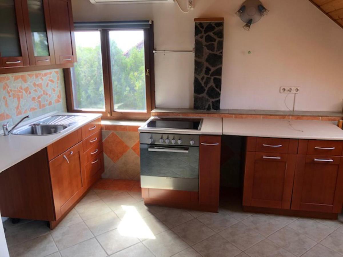 Tulipan Haz Villa Szentendre Luaran gambar